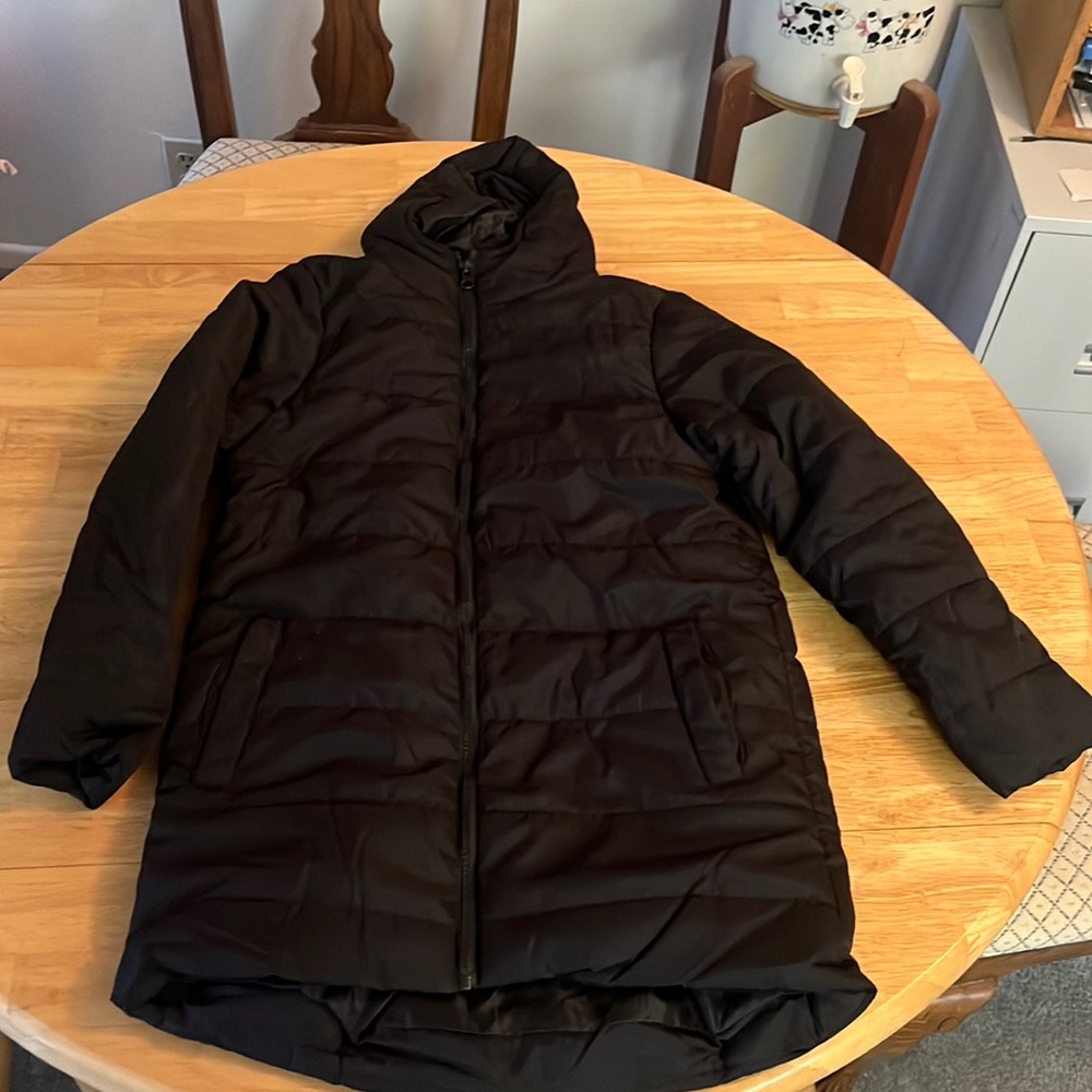 Size S 6-8 snow puffer jacket